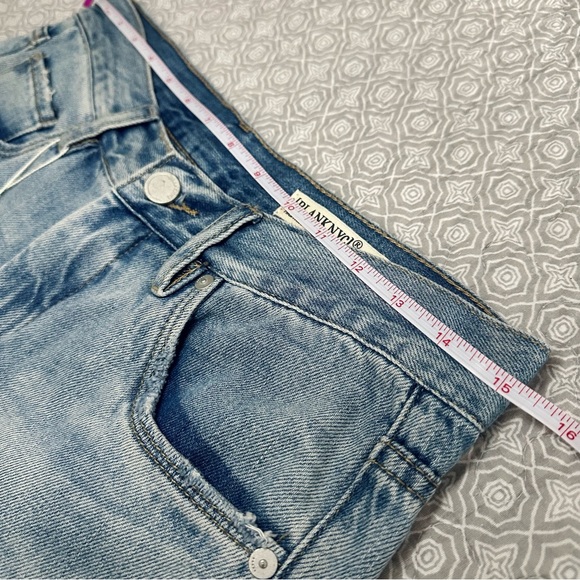 NEW! Blank NYC High Rise Tapered Leg Jeans Light Wash Size 26 - Picture 7 of 14